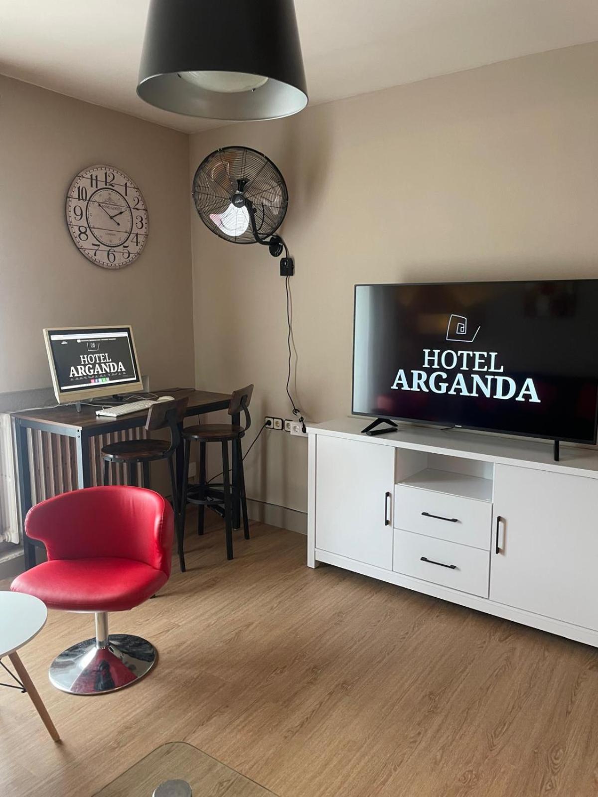 Hotel Arganda Arganda Del Rey Εξωτερικό φωτογραφία